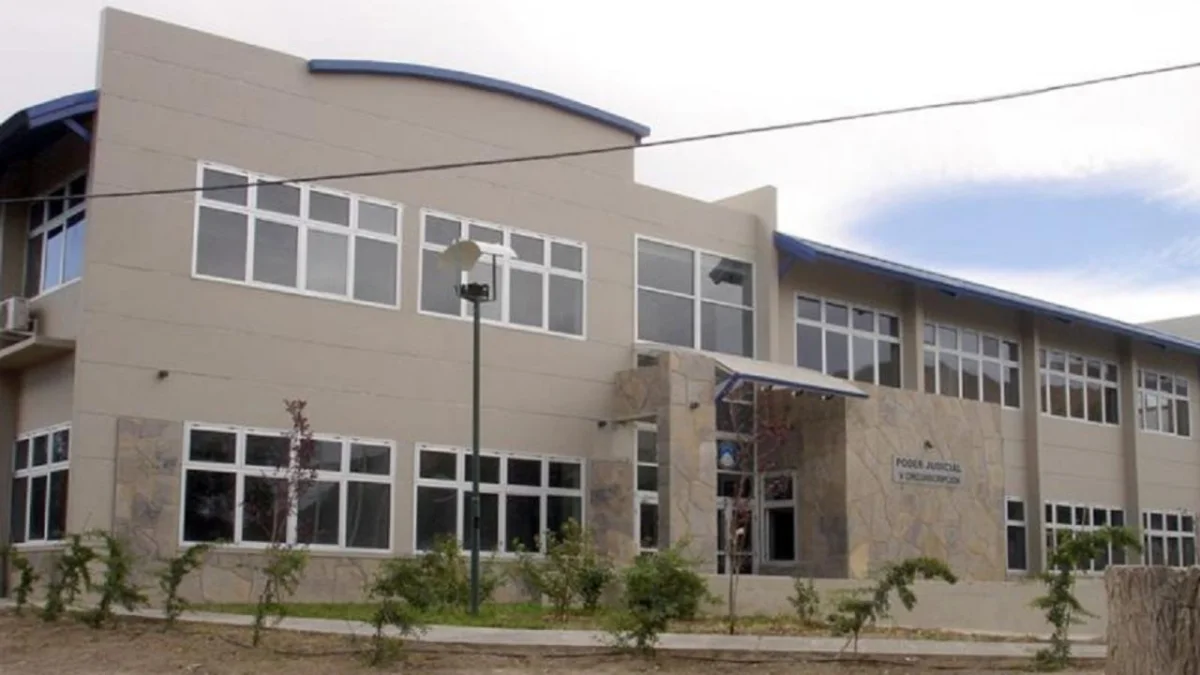 Fatal accidente en el norte de Neuquén deja a un niño fallecido y su madre herida