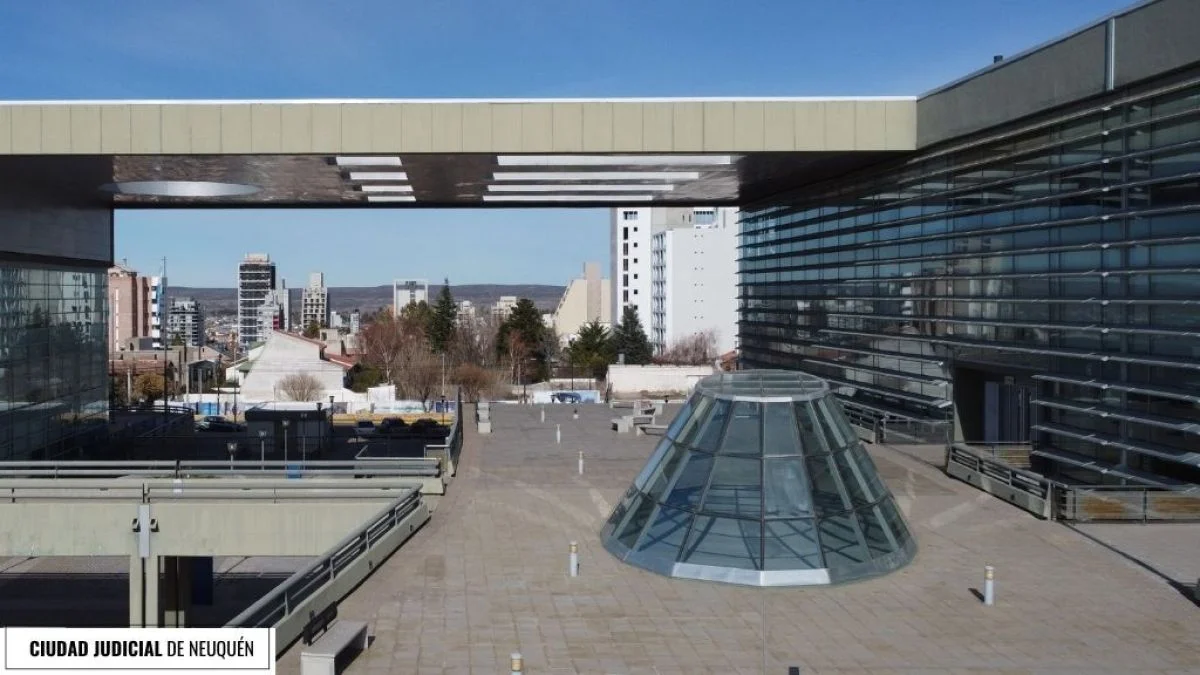 Formulan cargos y piden prisión preventiva para imputado por cometer delitos con armas