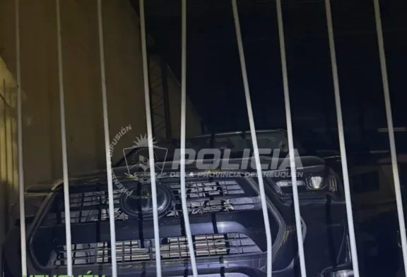 Intento de robo en una concesionaria de Neuquén: dos demorados tras un rápido operativo policial - NoticiasNQN