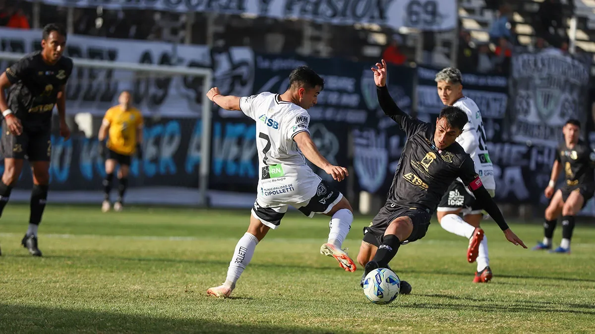 Cipo y Deportivo Rincón se preparan para un crucial duelo en Federal A este sábado