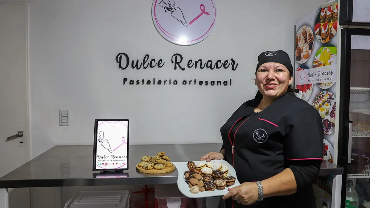 Claudia convierte su batalla contra el cáncer en un próspero emprendimiento de pastelería