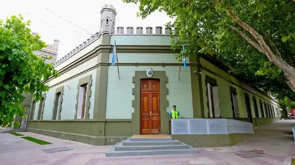 Controversia por despidos en el Estado provincial afecta a trabajadores en Neuquén