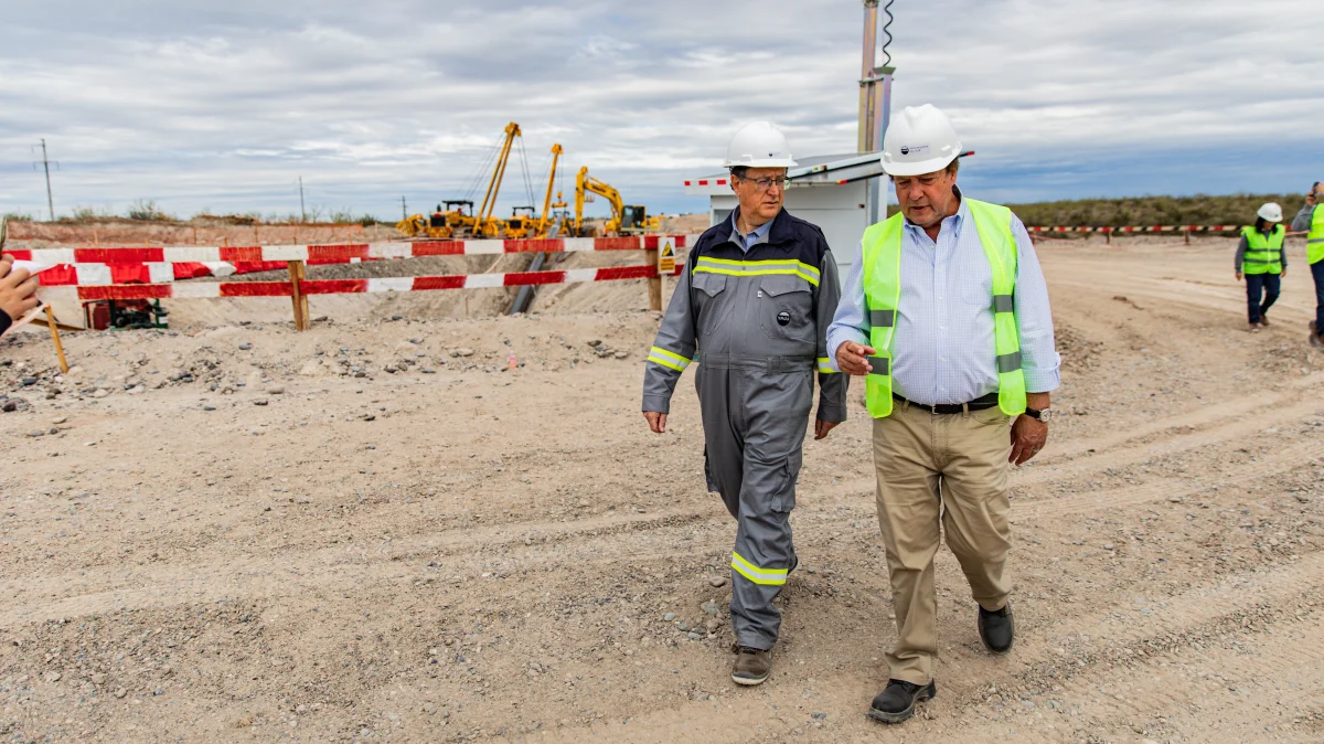 Cruce del oleoducto VMOS por el río Negro marca un hito en la infraestructura energética