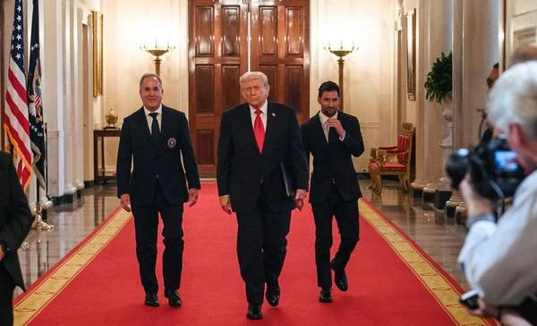 Detrás de la imagen: cómo la guerra de negocios conecta a Trump, Messi e Irán con Vaca Muerta