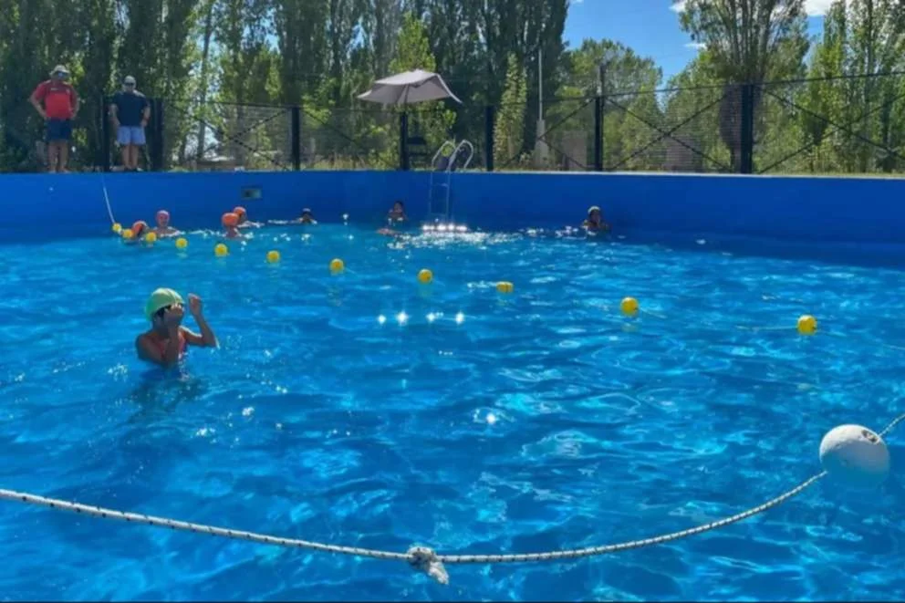 El CEF N°3 de Picún Leufú celebra un mes dedicado a los deportes acuáticos