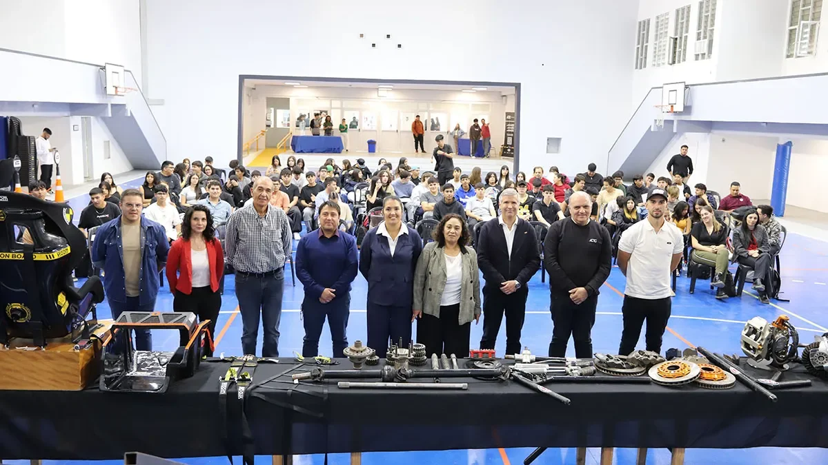 El Turismo Carretera impulsa la formación de nuevos profesionales en Neuquén