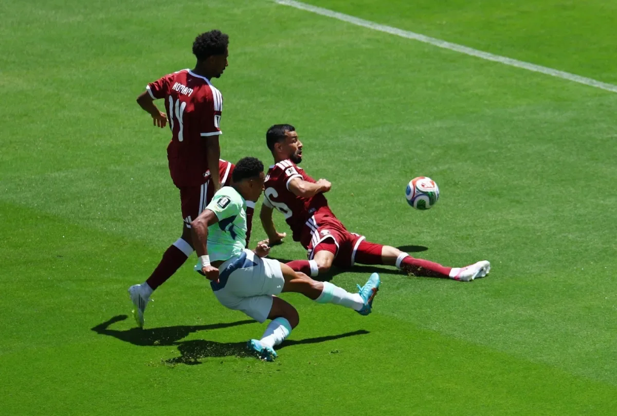 Empate agónico: Qatar sorprende a Suiza en el cierre del partido 1 a 1