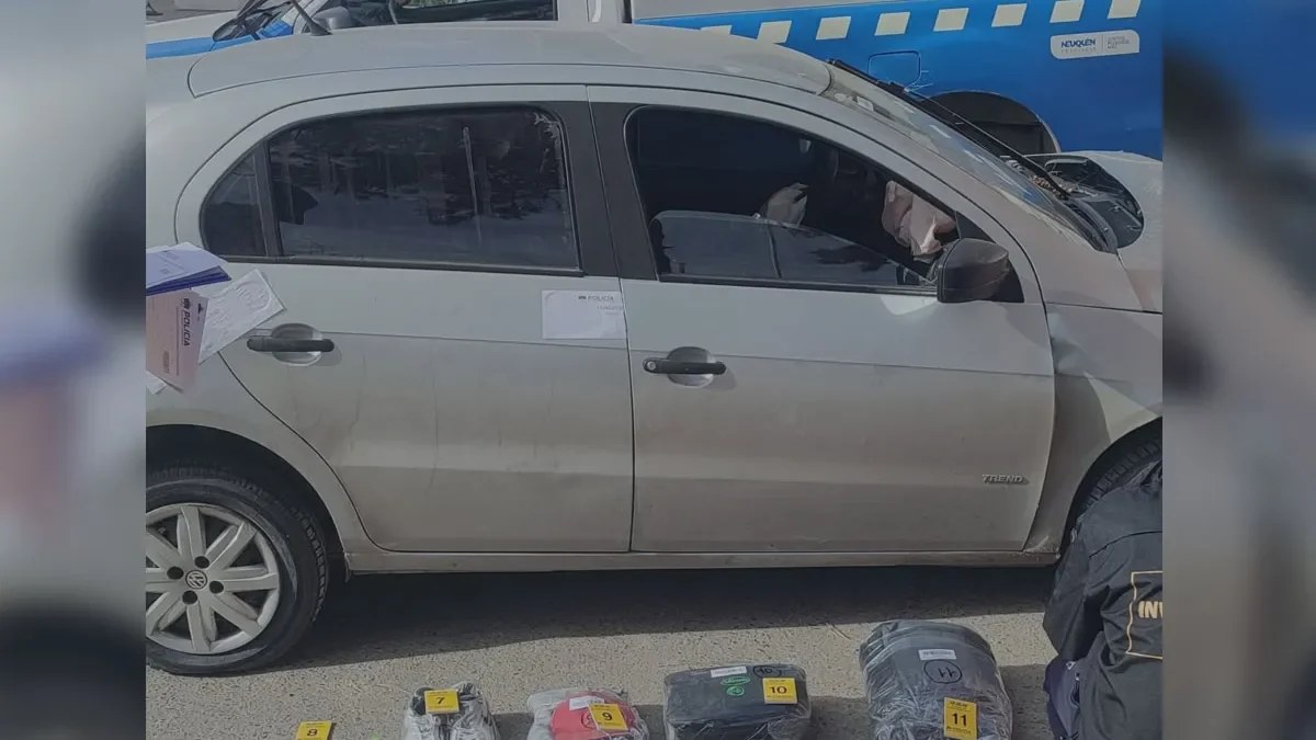 Encuentran cocaína en auto abandonado tras choque en la ruta