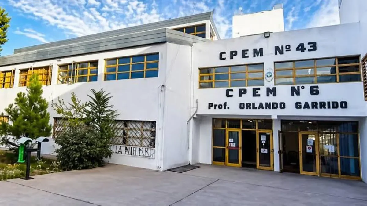 Estudiantes del CPEM 6 de Cutral Có preocupados por el hallazgo de un arma en la escuela
