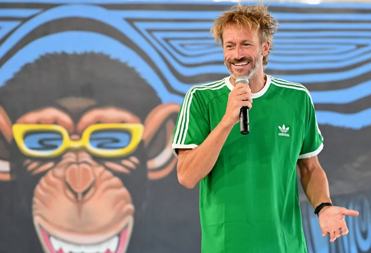 Éxito en la clínica de natación de José Meolans: 80 participantes en Neuquén