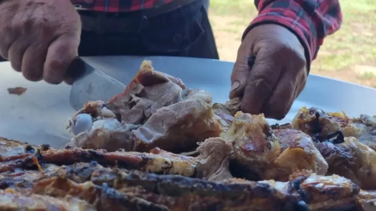 Feria de sabores patagónicos: corderos y chivitos del norte neuquino llegan a Zapala