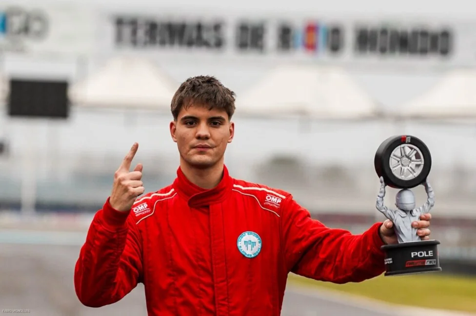 Franco Stier brilla en Turismo Internacional con su tercera pole posición
