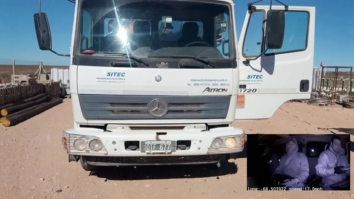 Hallan camión robado en Vaca Muerta, abandonado y sin ocupantes