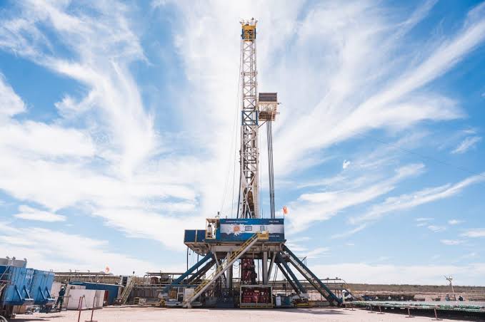 YPF se asocia con Eni y XRG para potenciar la extracción de gas en Vaca Muerta