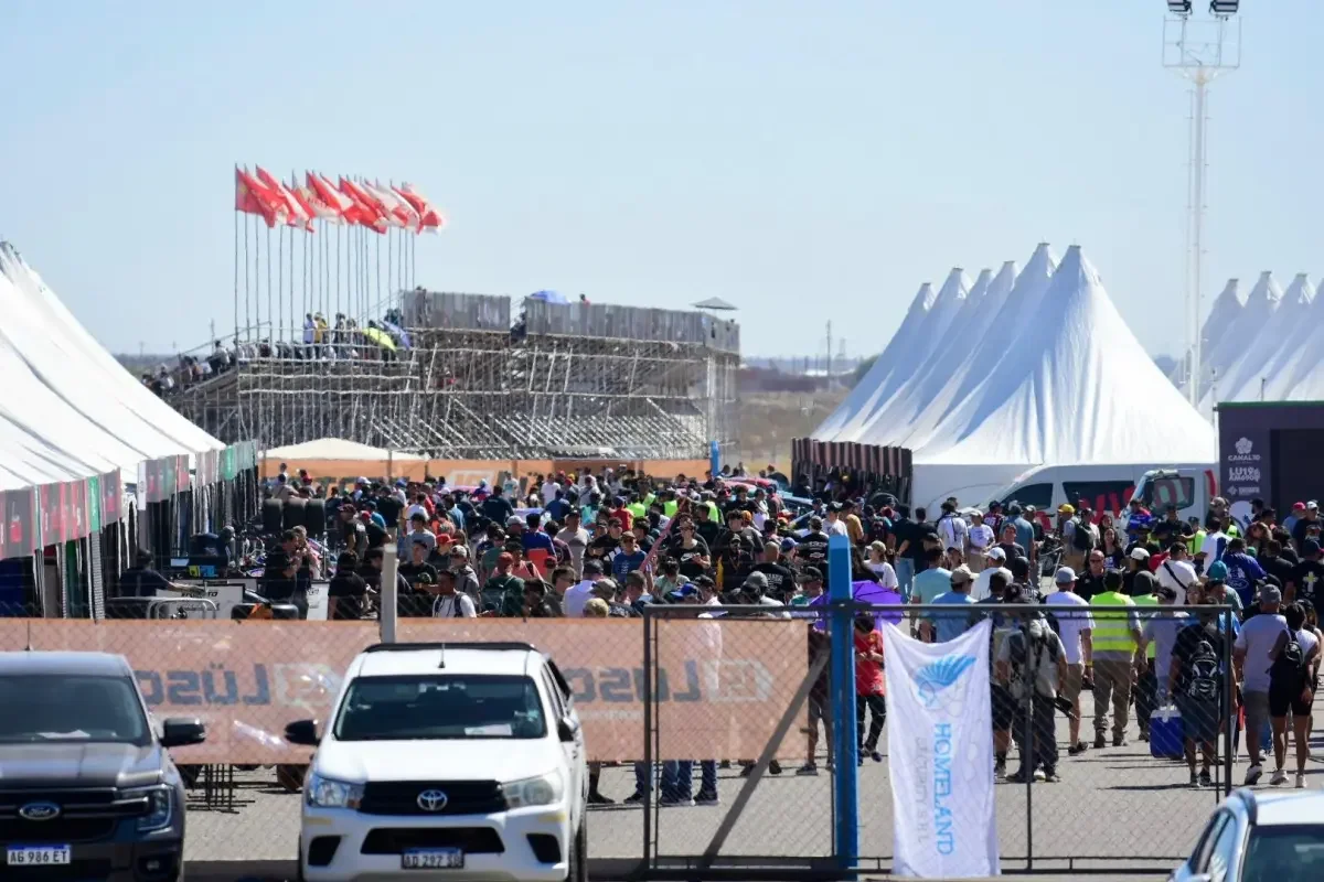 La emoción del TC llega a Neuquén: primer día de competencias en Centenario