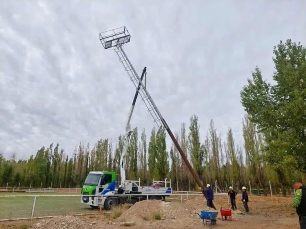 Mejoras en la cancha de hockey del Bosque Comunal benefician a los deportistas de Zapala