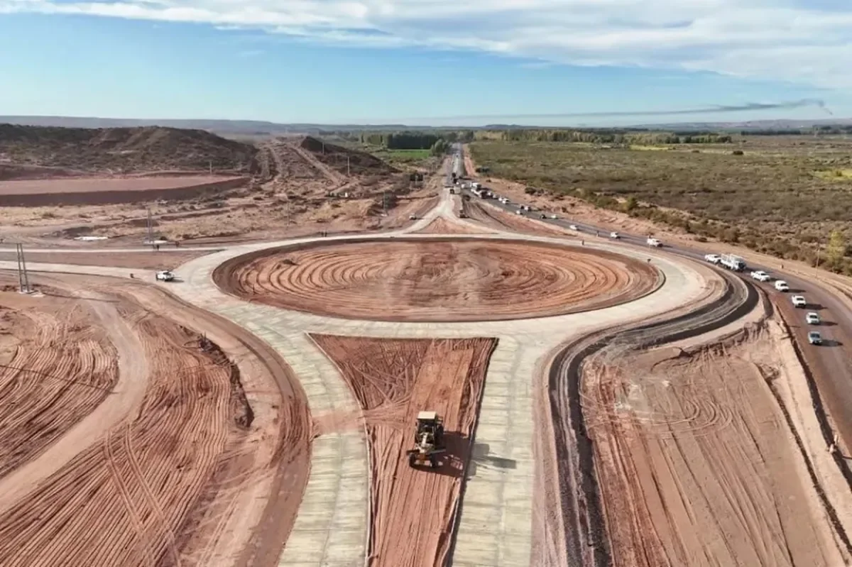 Neuquén avanza hacia un futuro mejor con la transformación de sus rutas