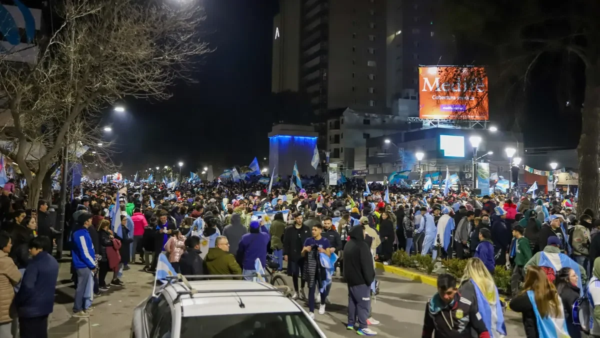 Neuquén celebra la victoria de Argentina ante Jordania con multitudinarios festejos