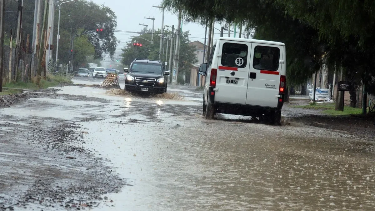 Neuquén en alerta naranja: lluvias y nevadas impactan diversas localidades