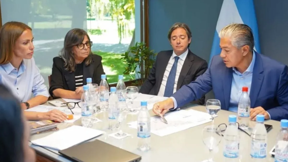 Neuquén gestiona financiamiento internacional para mejorar la red de caminos