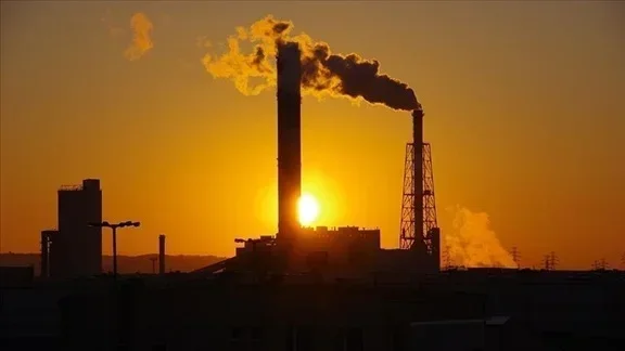 Neuquén implementa nueva regulación de emisiones en Vaca Muerta para proteger el medio ambiente