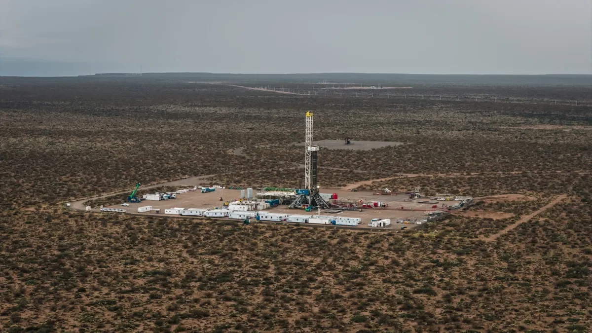 Nuevas oportunidades: se licitarán 15 áreas en Vaca Muerta para la producción de petróleo