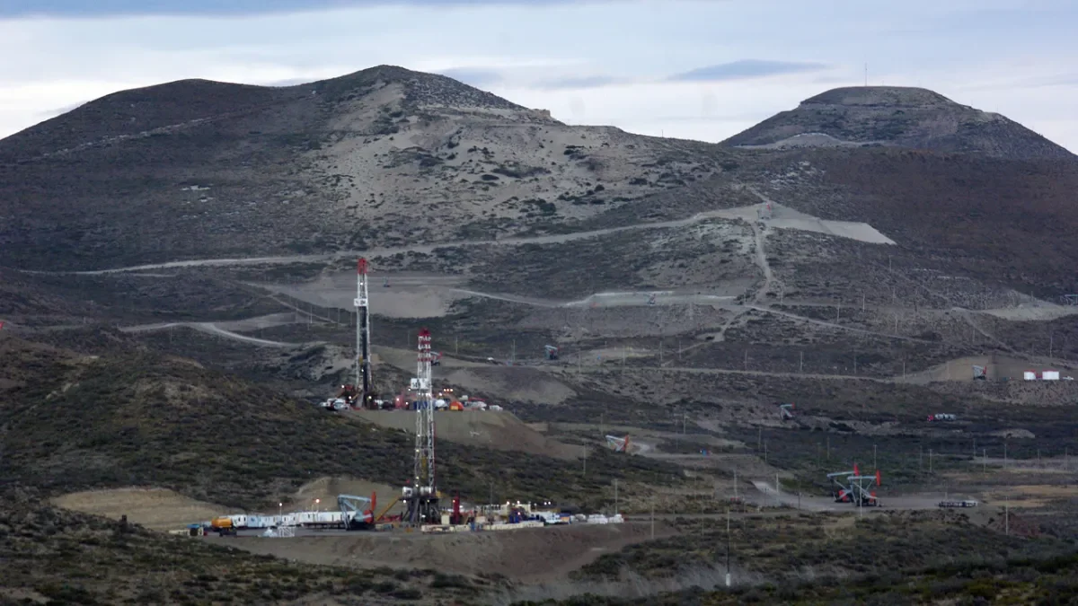 Santa Cruz impulsa la inversión petrolera en la Cuenca del Golfo San Jorge