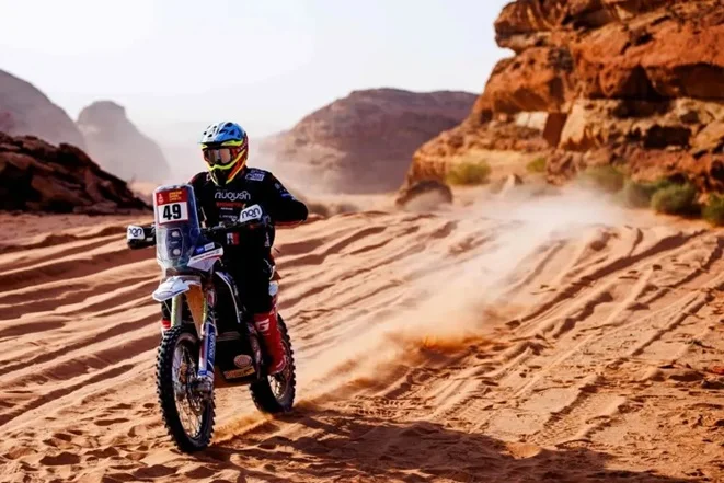 Santiago Rostan se mantiene en la competencia del Dakar tras seis etapas exigentes