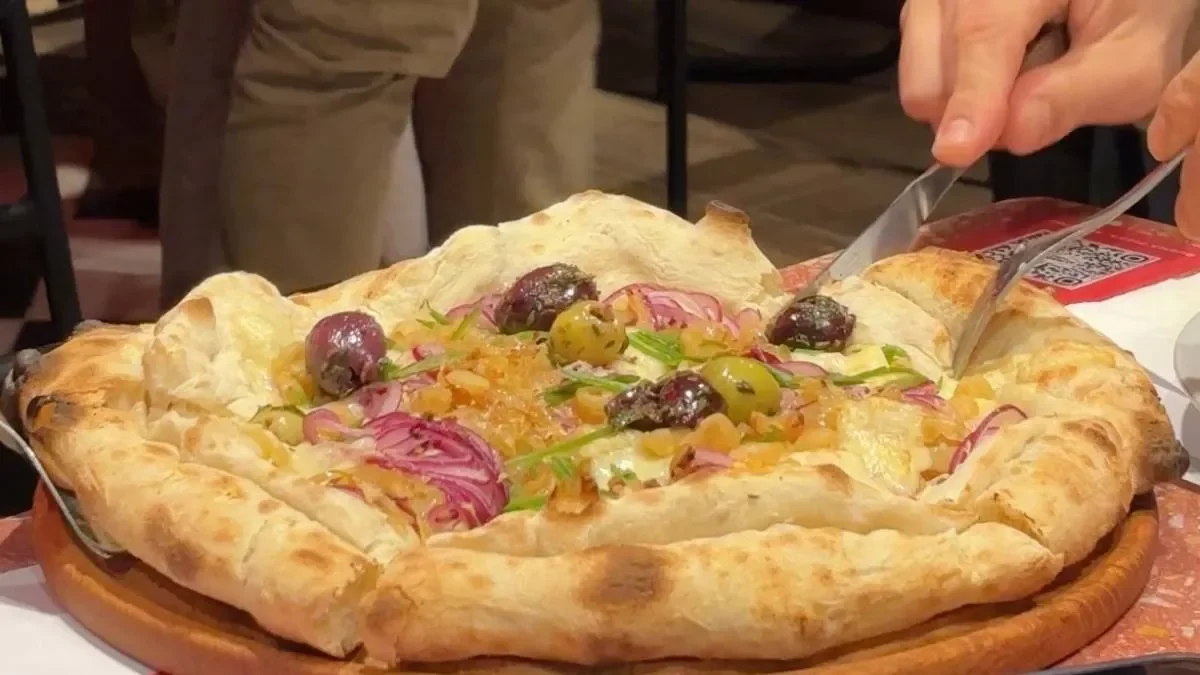 Transformación histórica: un nuevo polo gastronómico se establece en Neuquén con Almacén de Pizzas