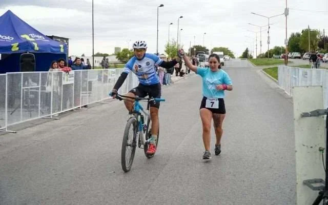 Zapala se alista para el Duatlón de Malvinas: un evento deportivo esperado en abril